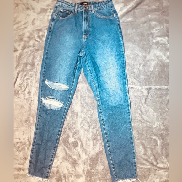Missguided ripped jeans - Picture 2 of 3